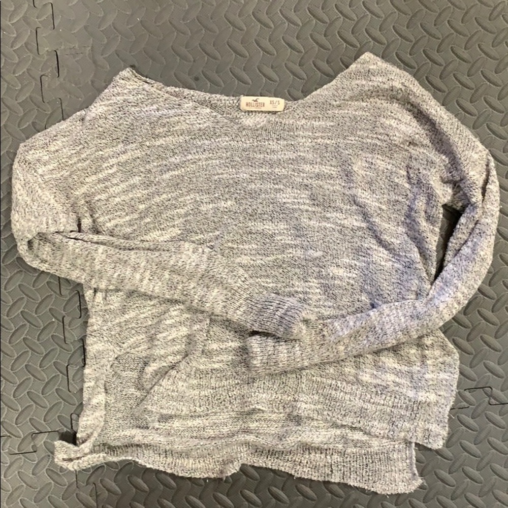 Grey knitted long sleeve